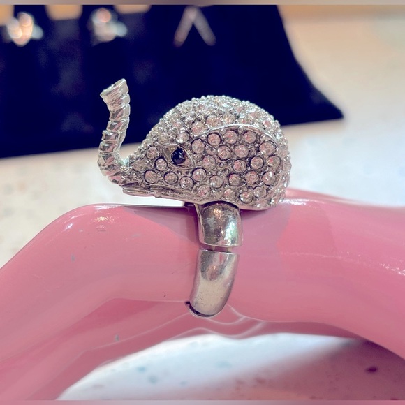Silver Tone Elephant Crystal Ring‎ - Picture 3 of 11